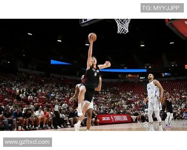 开拓者希望杨瀚森通过发展联盟继续磨练，留堂加练展现努力姿态_486